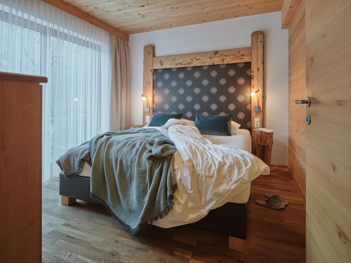 Boutique Apartment Sonnenhang - Incl Rooftop Spa Fliess Bagian luar foto
