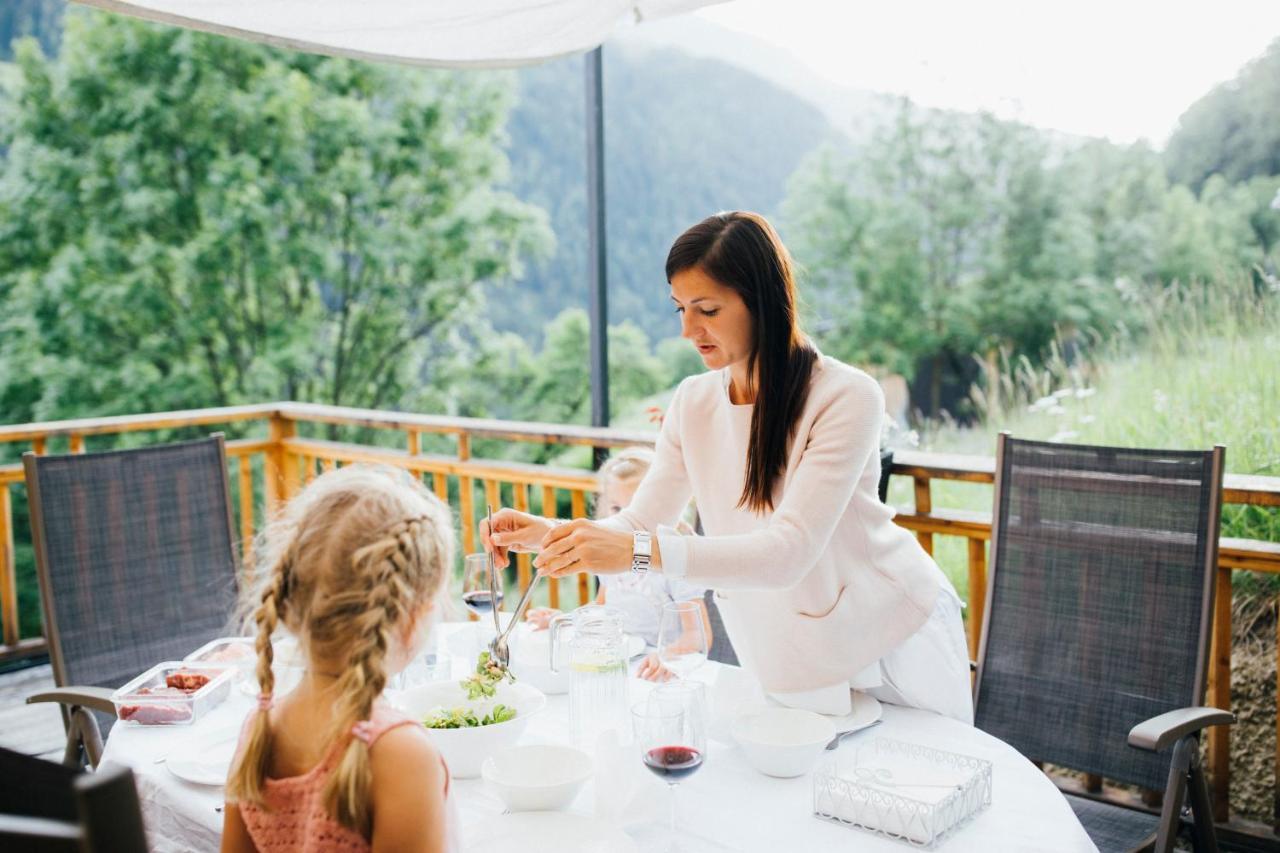 Boutique Apartment Sonnenhang - Incl Rooftop Spa Fliess Bagian luar foto