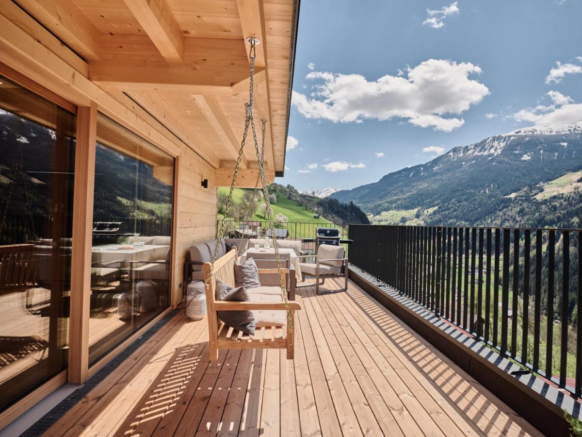 Boutique Apartment Sonnenhang - Incl Rooftop Spa Fliess Bagian luar foto